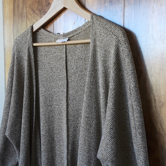 LuLaRoe Sweaters - Lula Roe Cafe Knit Duster